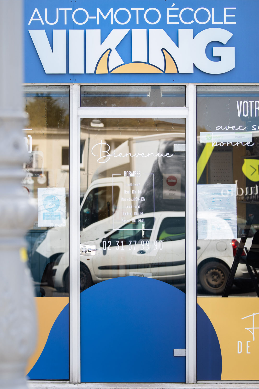 pose-nouvelle-enseigne-viking-auto-ecole-courseulles-sur-mer-3 pose nouvelle enseigne viking auto ecole courseulles sur mer