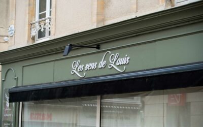 Enseigne en PVC pour un commerce à Bayeux
