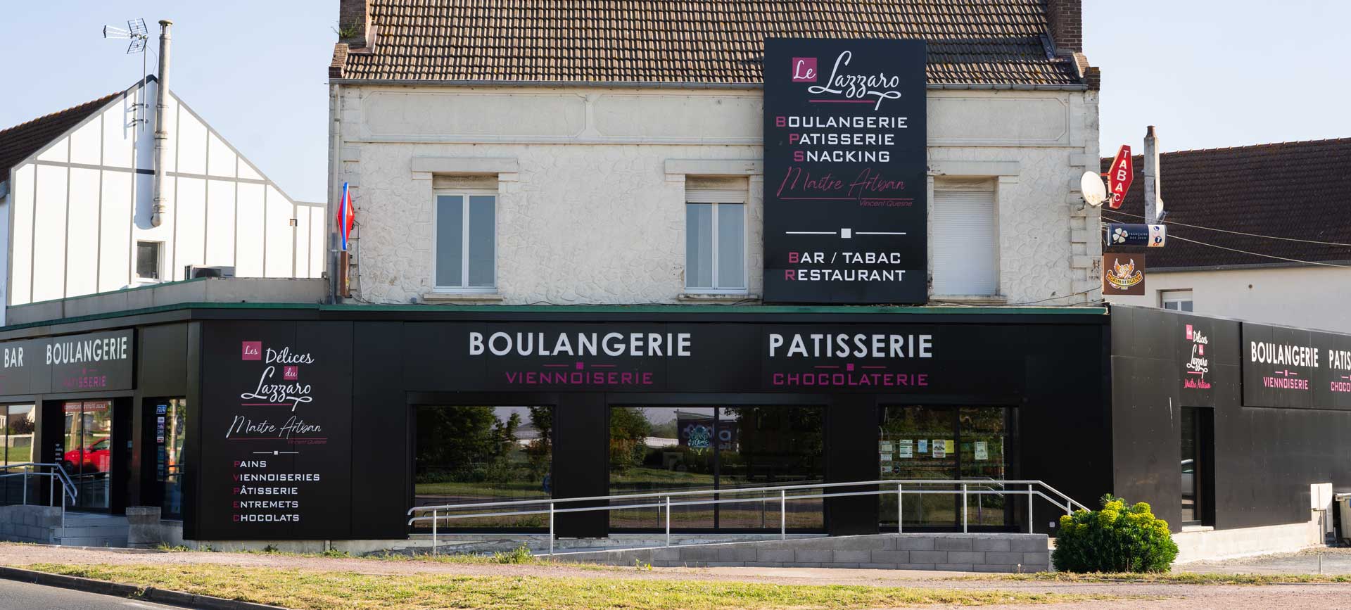 LAZZARO-16 pose enseigne lazarro colombelles Klik Studio