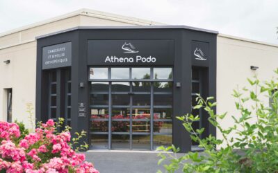 Une enseigne lumineuse élégante pour Athéna Podo à Saint-Contest