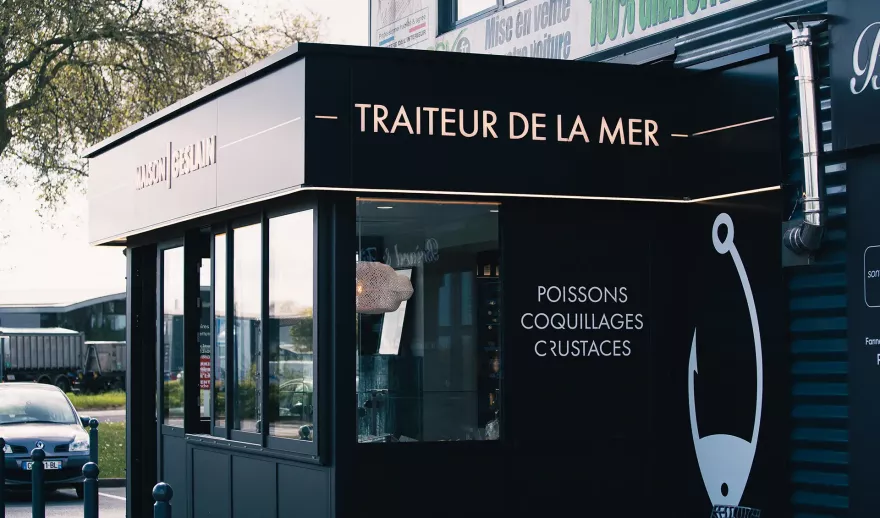 enseigne façade poissonnerie Maison Geslain